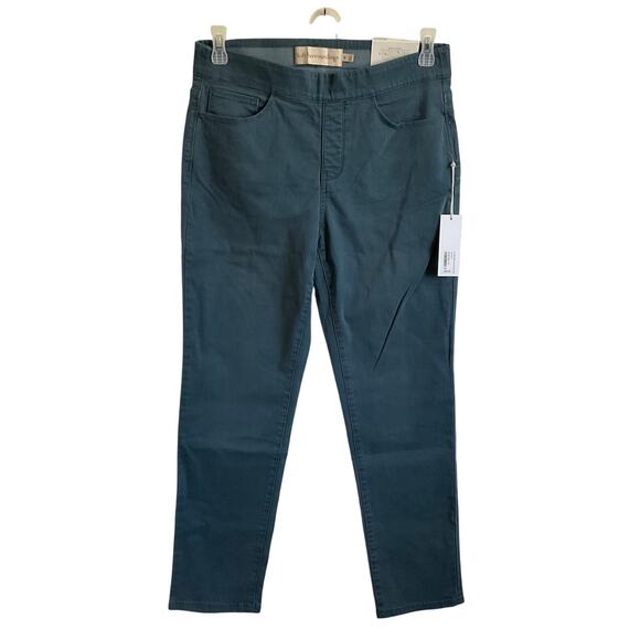 Soft Surroundings Ultimate Denim Pull On Relaxed Straight Jeans - MP - NEW - Picture 1 of 7